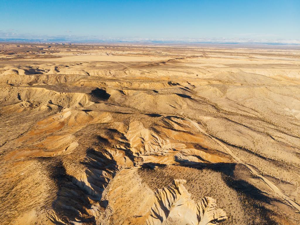 Tony Hess Rd, Alpine, Texas image 24