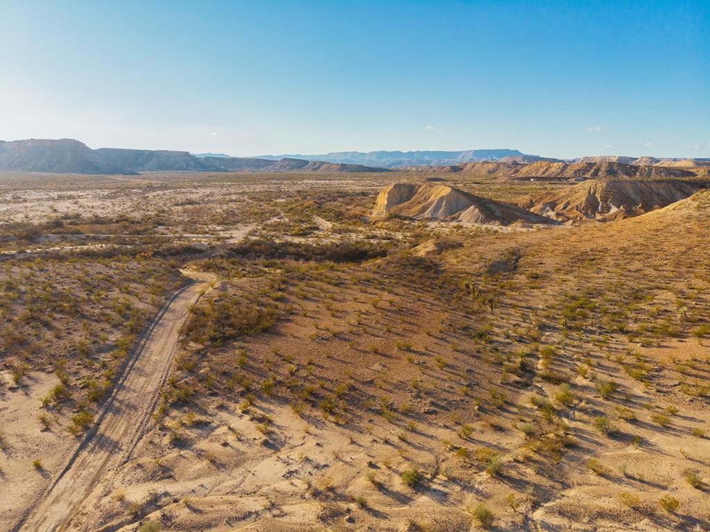 Tony Hess Rd, Alpine, Texas image 26