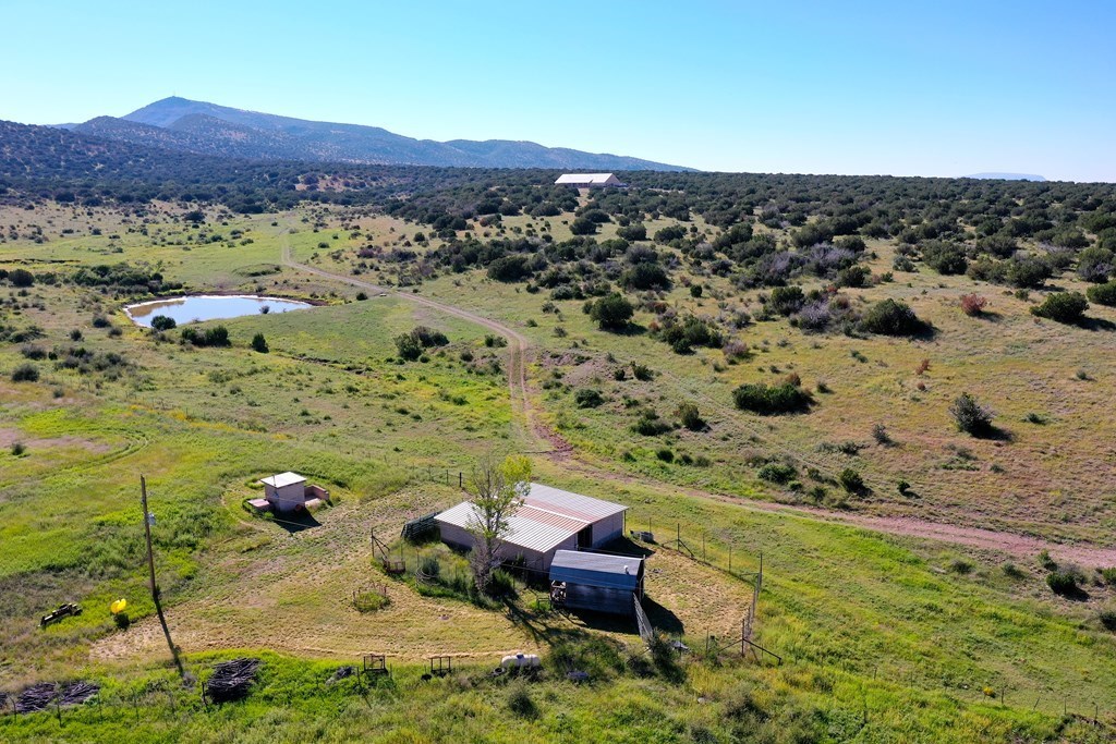 906 Mile High Rd, Alpine, Texas image 38