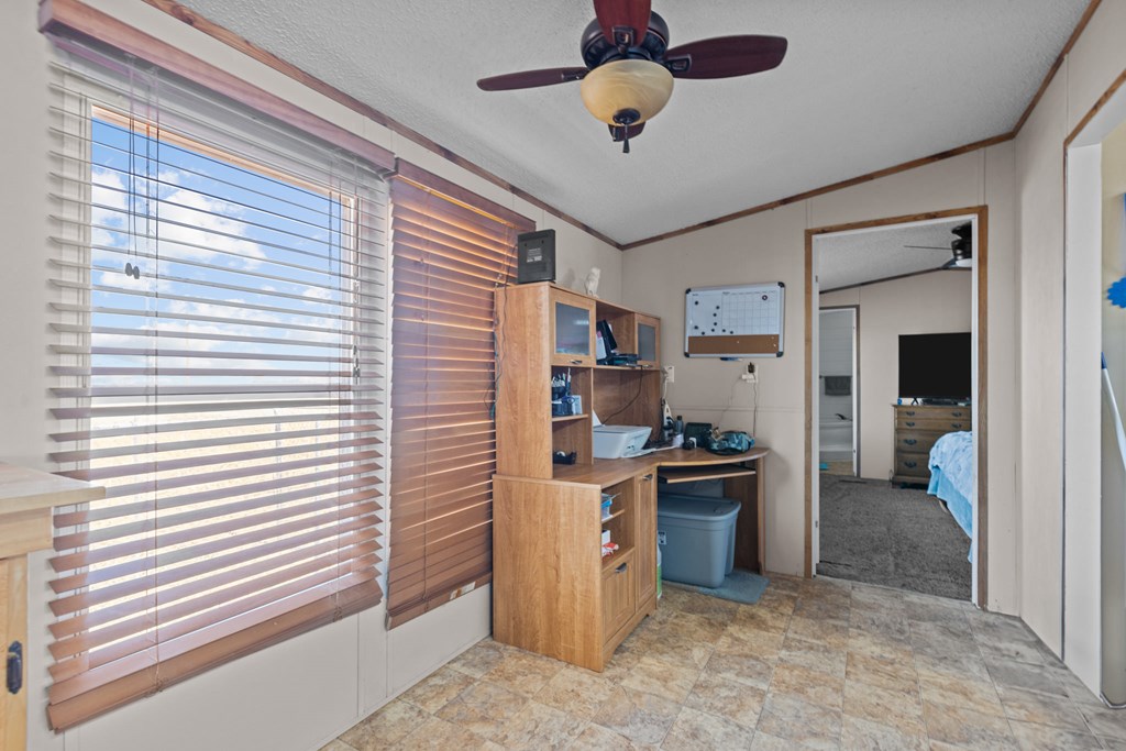 5060 SE 2000, Andrews, Texas image 10