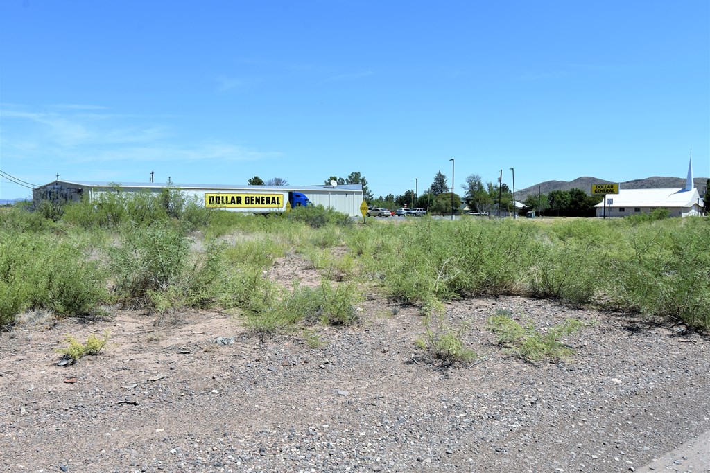 1150 W Holland Avenue, Alpine, Texas image 3