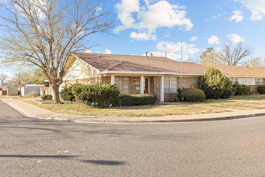 3864 E 37th St, Odessa, Texas image 2
