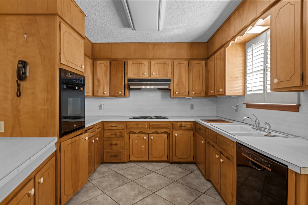 3864 E 37th St, Odessa, Texas image 7