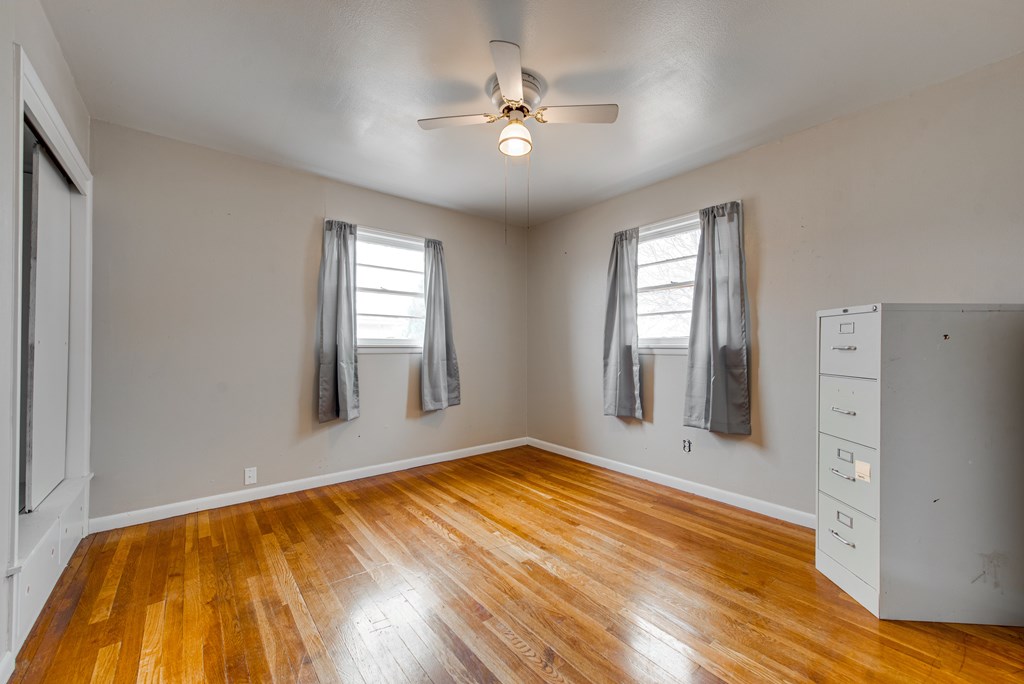902 NW 3rd St, Andrews, Texas image 14