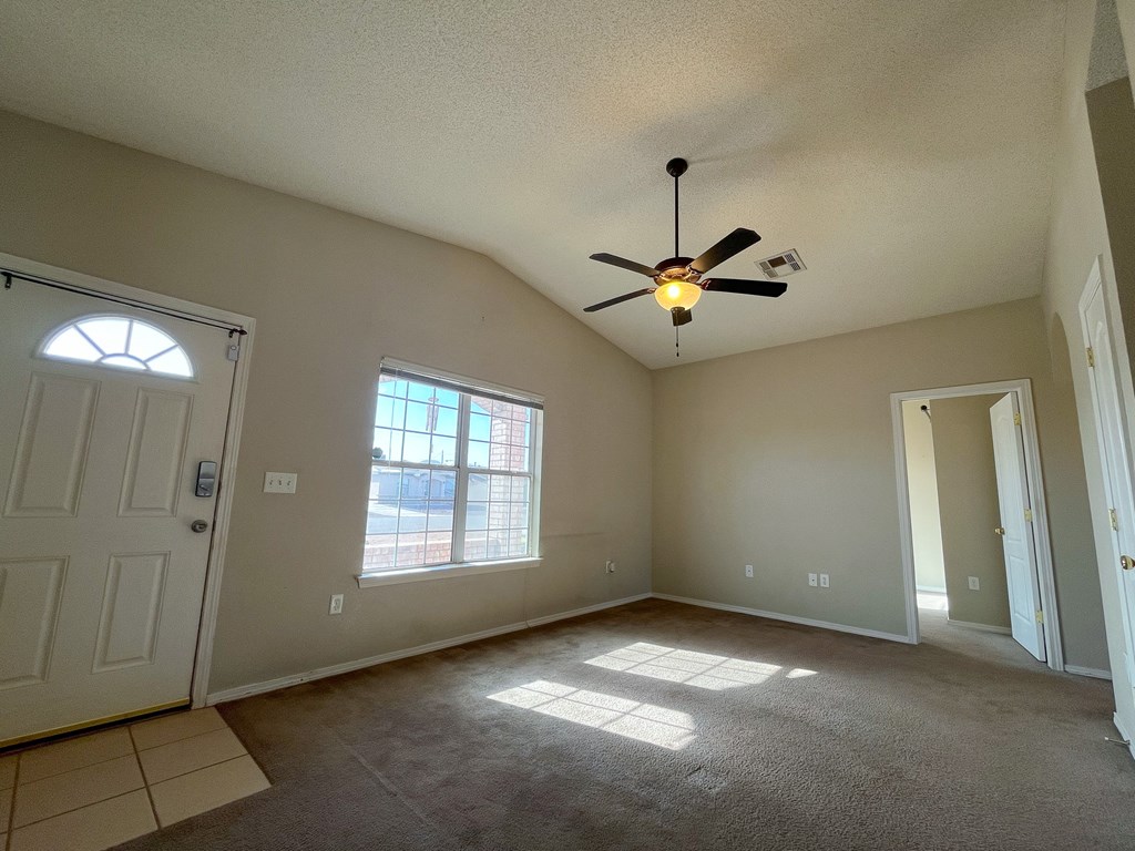 704 Jf Kennedy Street, Van Horn, Texas image 6