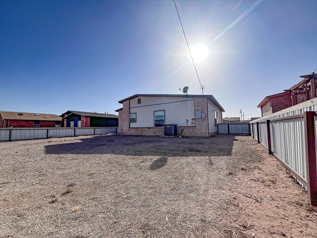 704 Jf Kennedy Street, Van Horn, Texas image 24