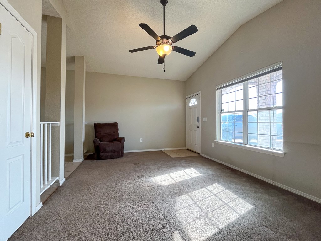 704 Jf Kennedy Street, Van Horn, Texas image 4