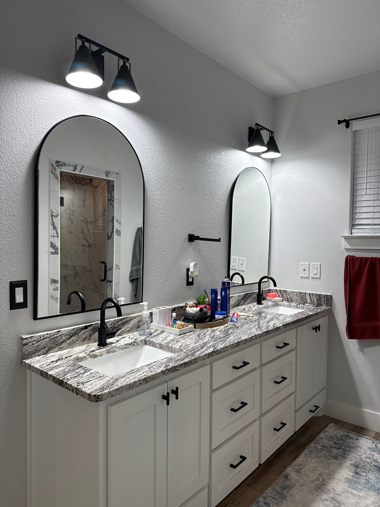 204 NW 10th St, Andrews, Texas image 10