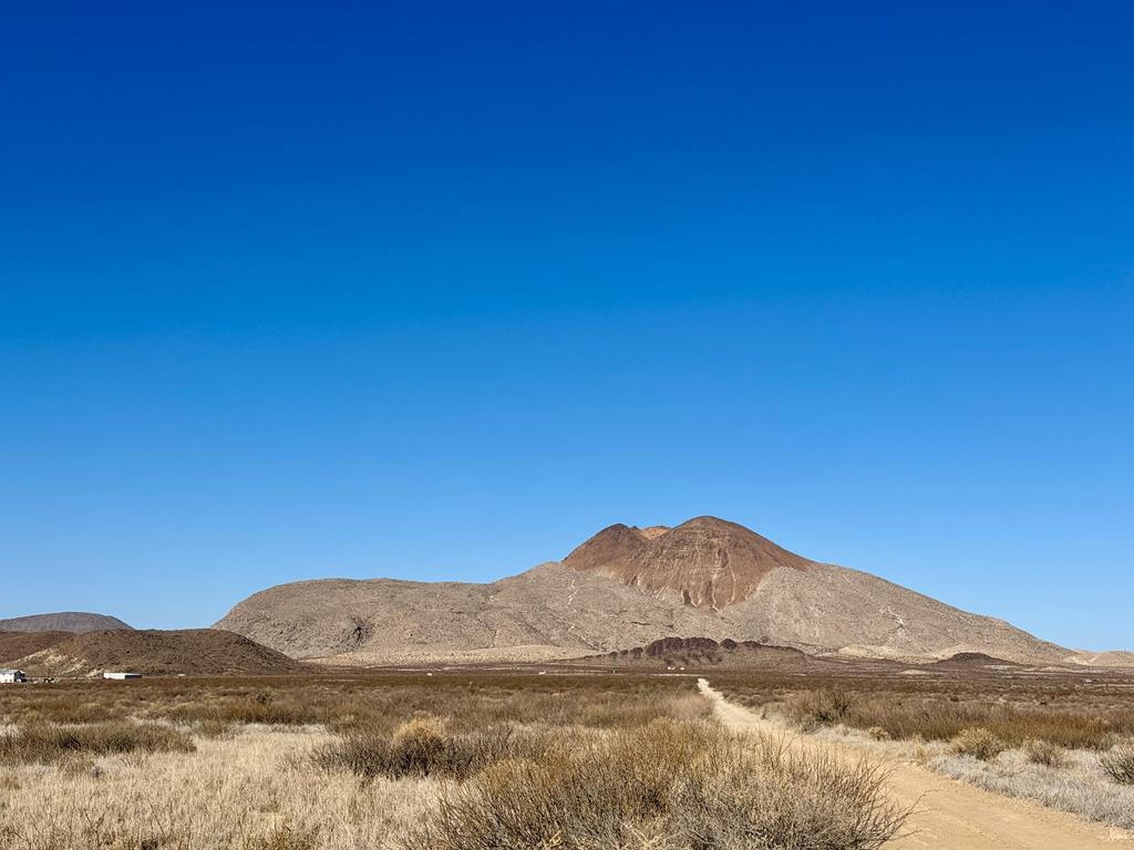 TR 8970 Woodhouse Rd, Terlingua, Texas image 2