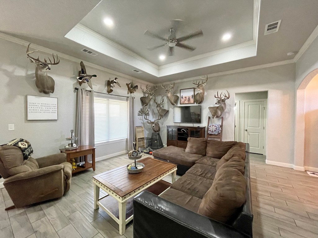 483 Private Rd 201-f, Seminole, Texas image 2