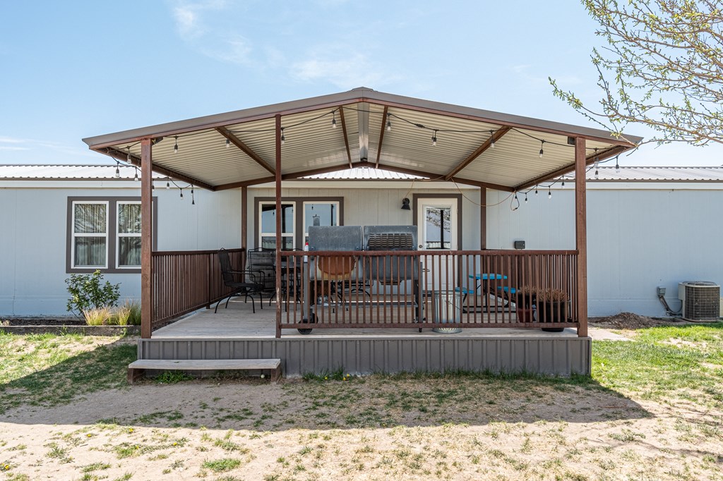 683 County Rd 402, Seminole, Texas image 11