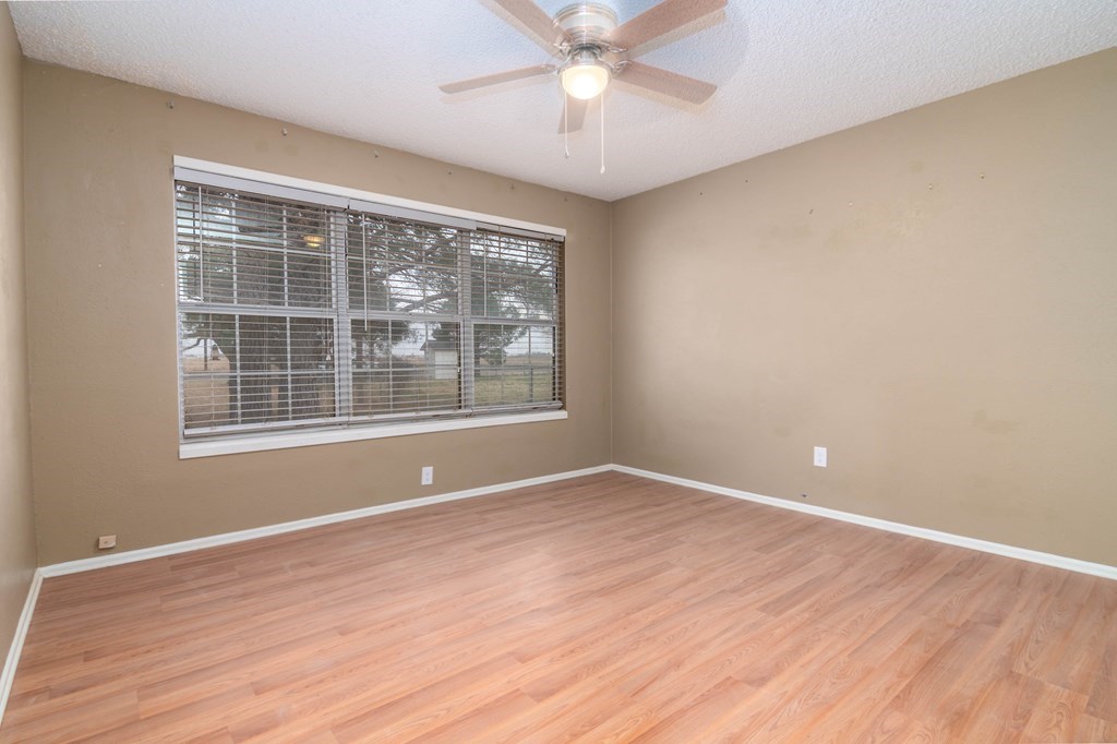 5701 E County Rd 110, Midland, Texas image 17
