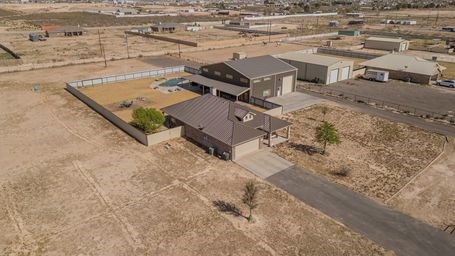 2200 S Colorado St, Monahans, Texas image 6