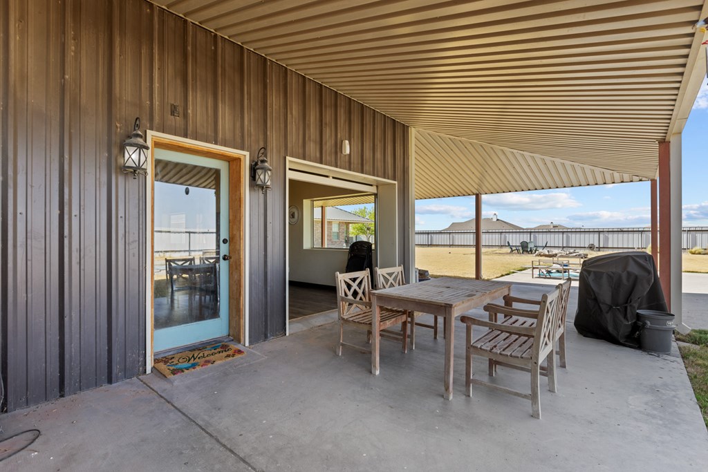 2200 S Colorado St, Monahans, Texas image 40