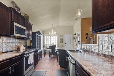 2200 S Colorado St, Monahans, Texas image 10