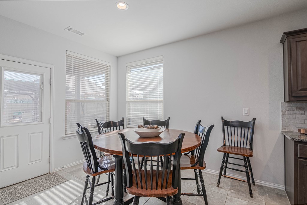1508 Laguna Meadows Trail, Midland, Texas image 9