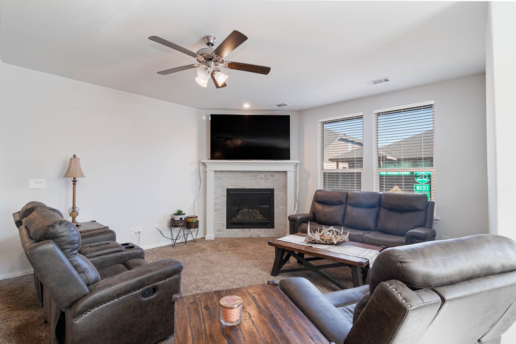 1508 Laguna Meadows Trail, Midland, Texas image 5