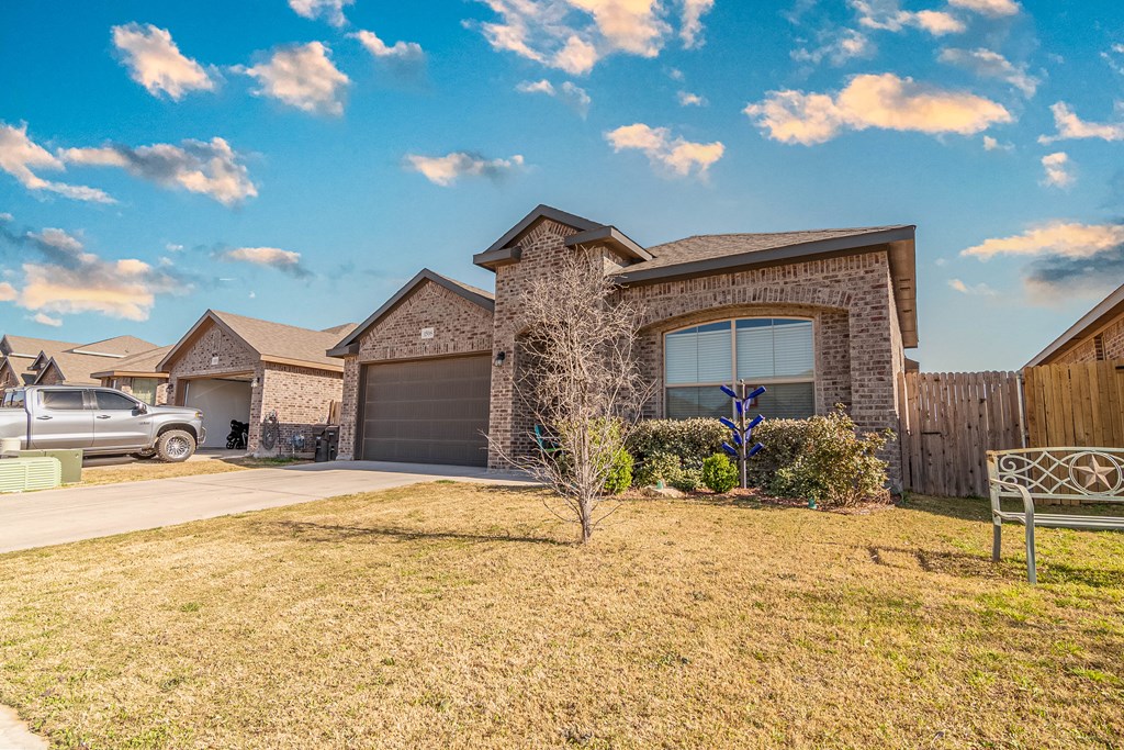 1508 Laguna Meadows Trail, Midland, Texas image 2