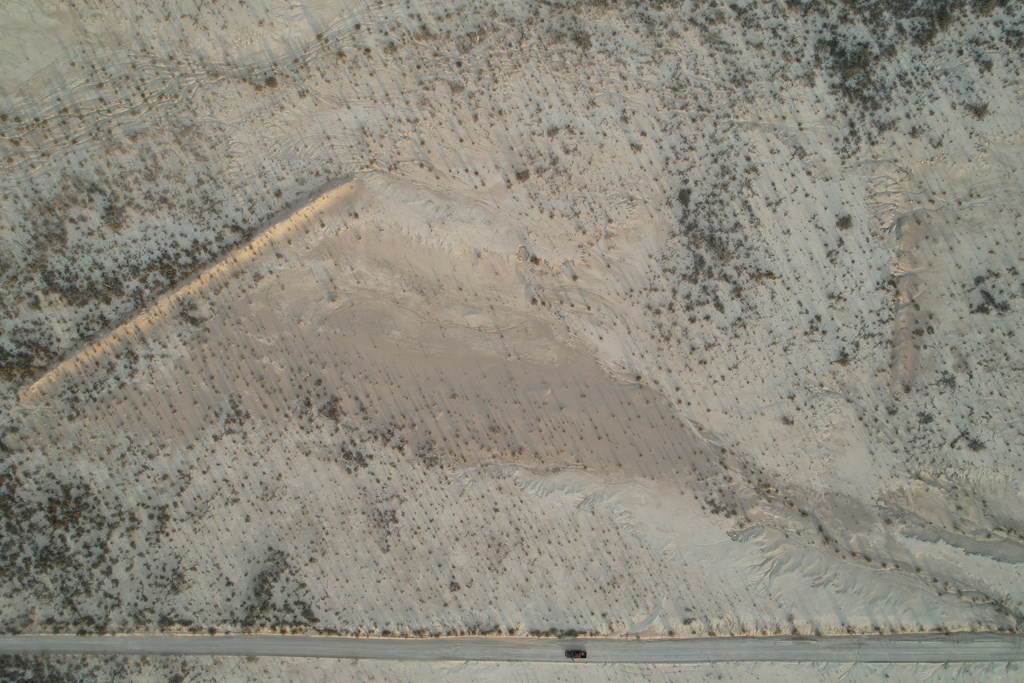 450 Bad Cactus Rd, Terlingua, Texas image 20