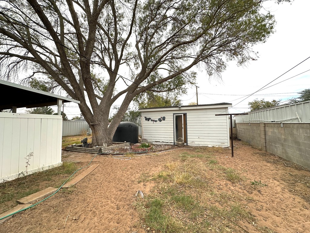 726 N Ave A, Kermit, Texas image 16