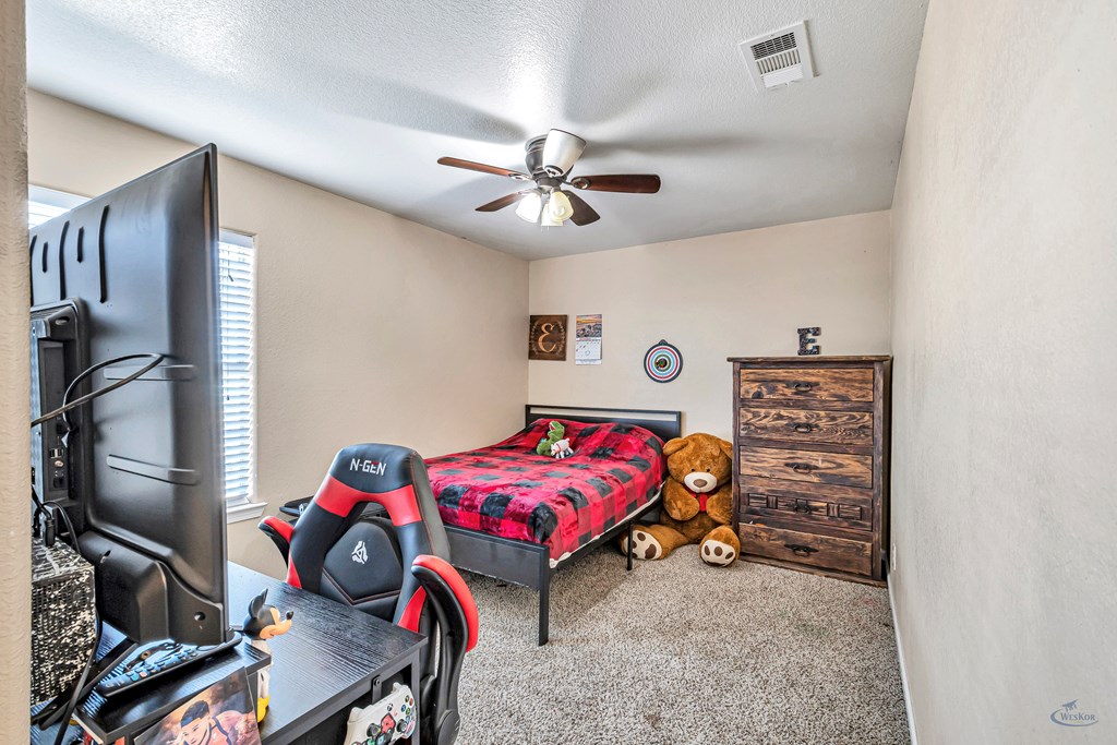 9540 W April, Odessa, Texas image 25