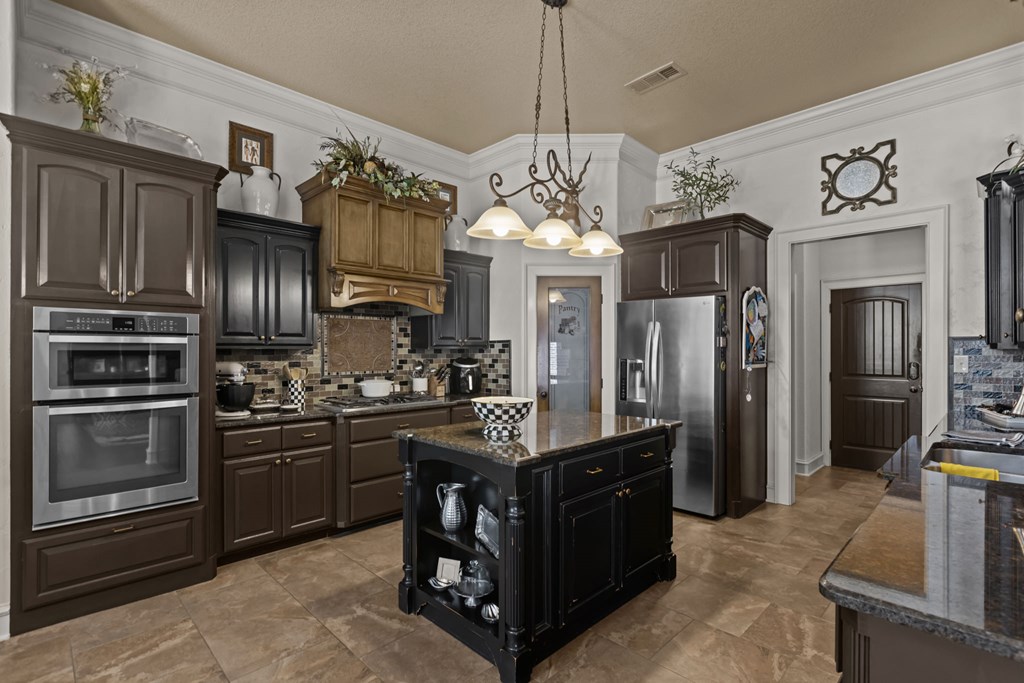 1516 Genesis Rd, Andrews, Texas image 16
