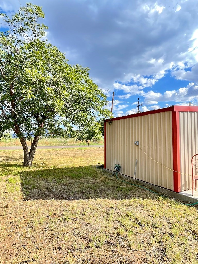 2303 W Mosley Loop, Alpine, Texas image 13