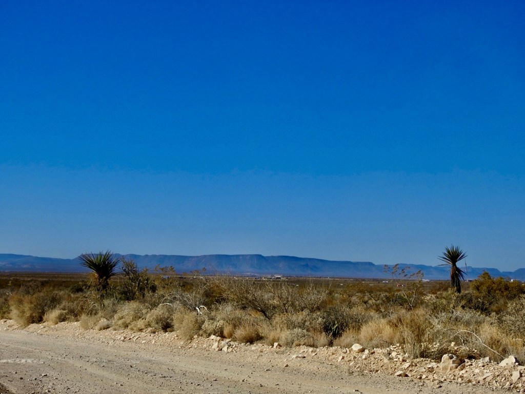 TR 4848 E Spanish Sky Rd, Terlingua, Texas image 35