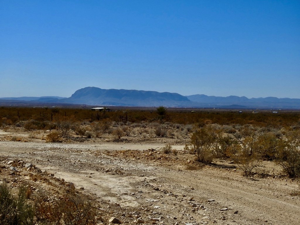 TR 4848 E Spanish Sky Rd, Terlingua, Texas image 31