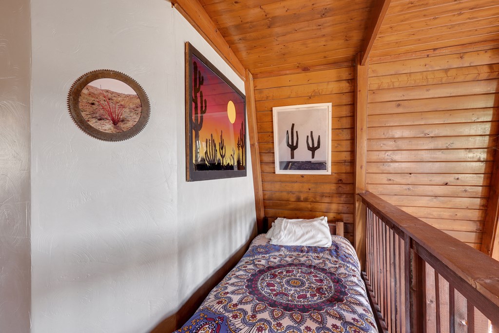 101 Pinon, Alpine, Texas image 16