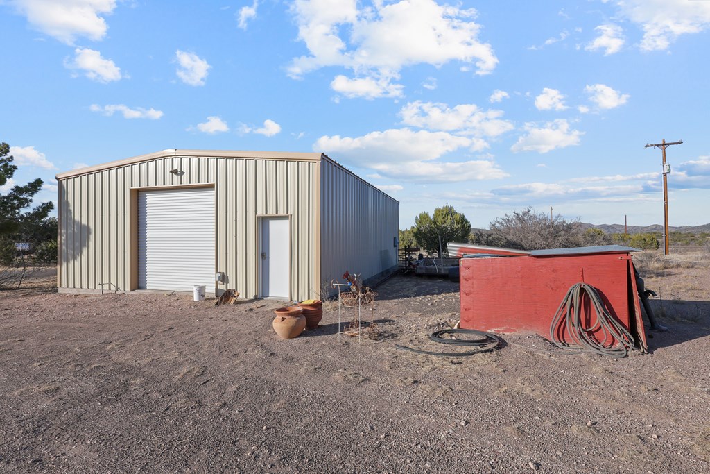 101 Pinon, Alpine, Texas image 23