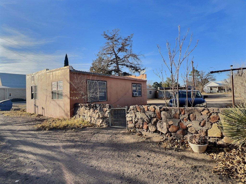 502 N Dean St, Marfa, Texas image 5