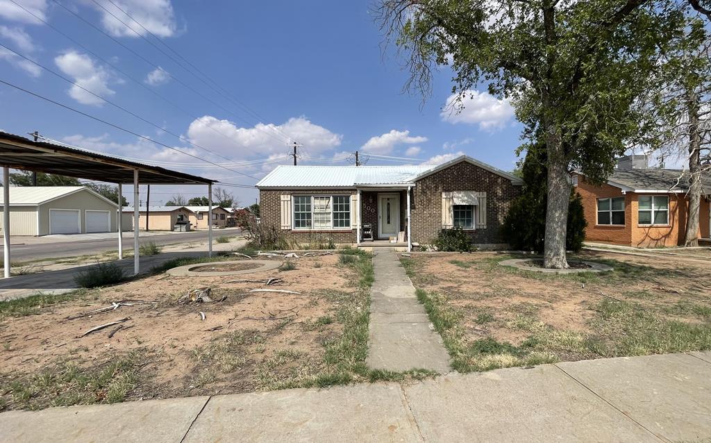 500 S B St, Kermit, Texas image 1