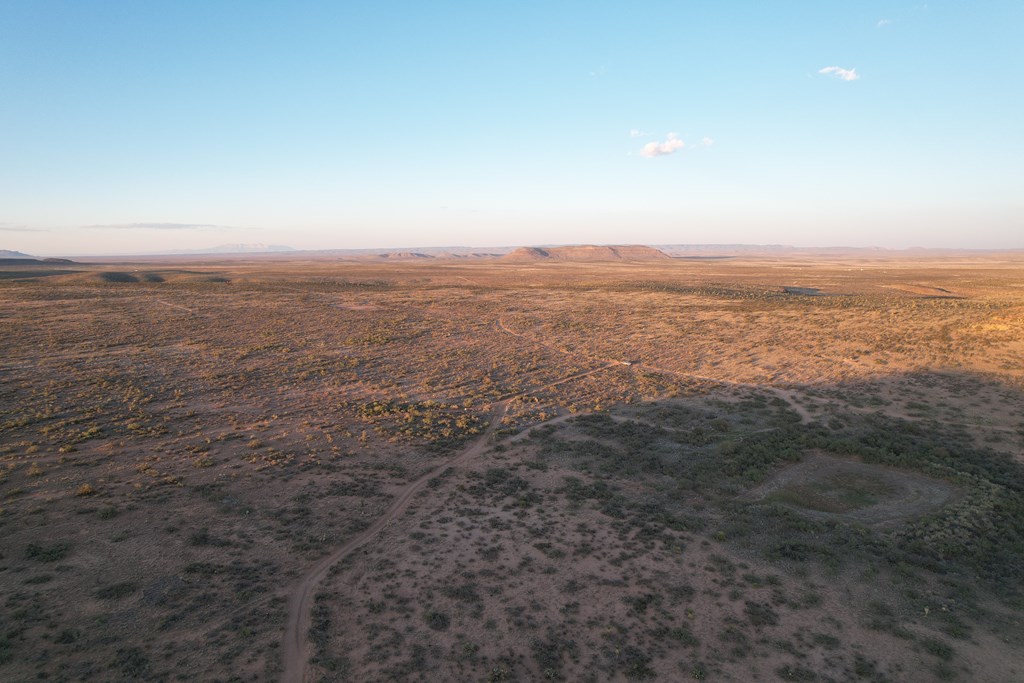 15 Smith Run, Sierra Blanca, Texas image 5