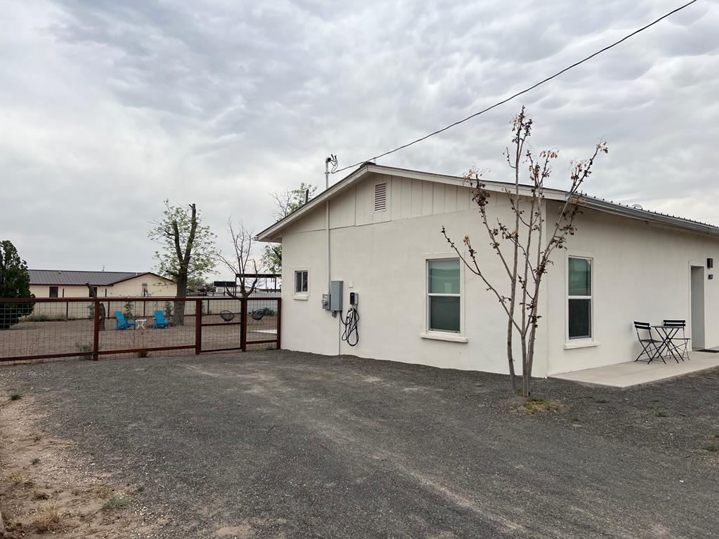 1407 W Sacramento St, Marfa, Texas image 32