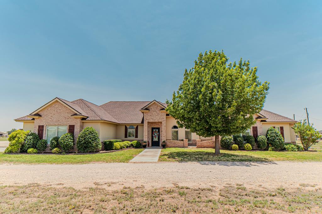 349 County Rd 302-e, Seminole, Texas image 1