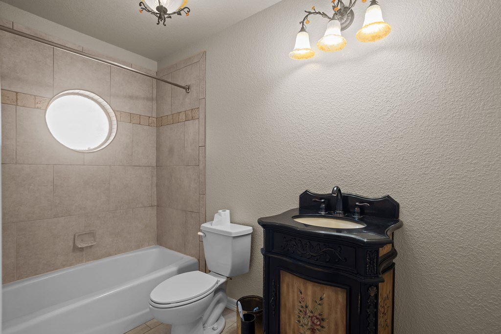 1 NW Sage Circle, Andrews, Texas image 18