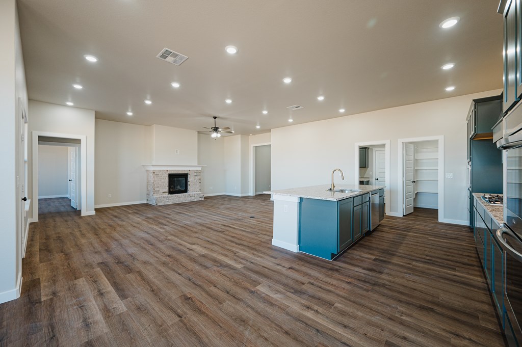 501 Graze St, Odessa, Texas image 3