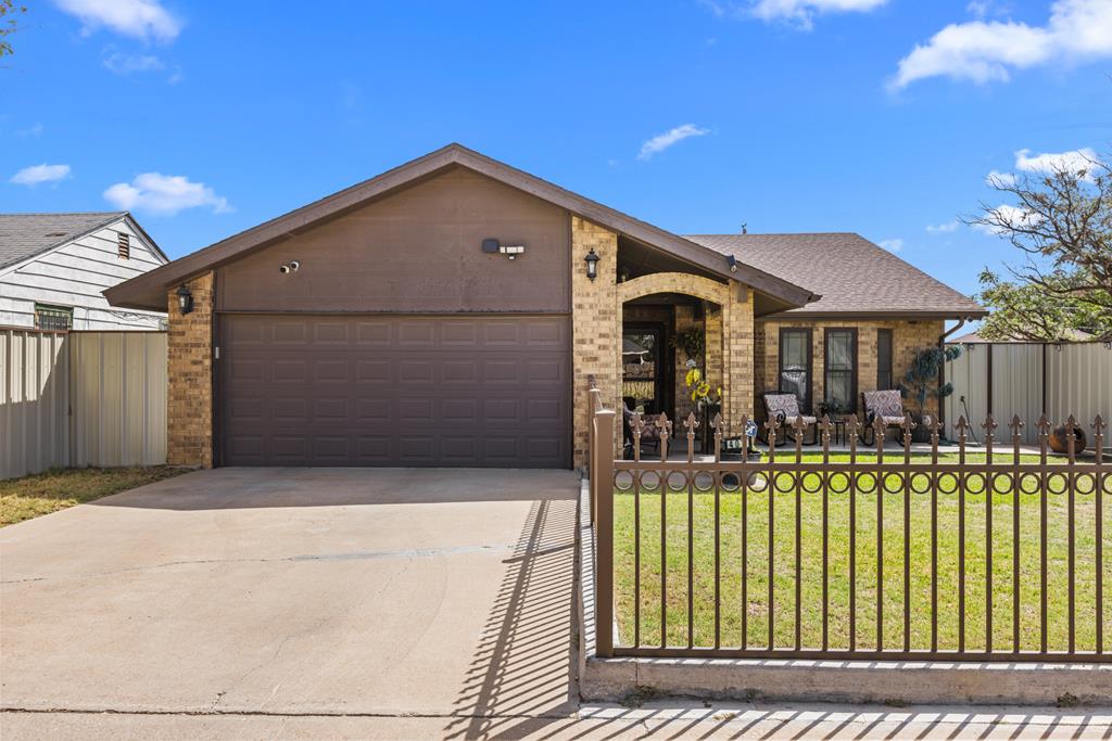 407 Bunche Ave, Odessa, Texas image 1
