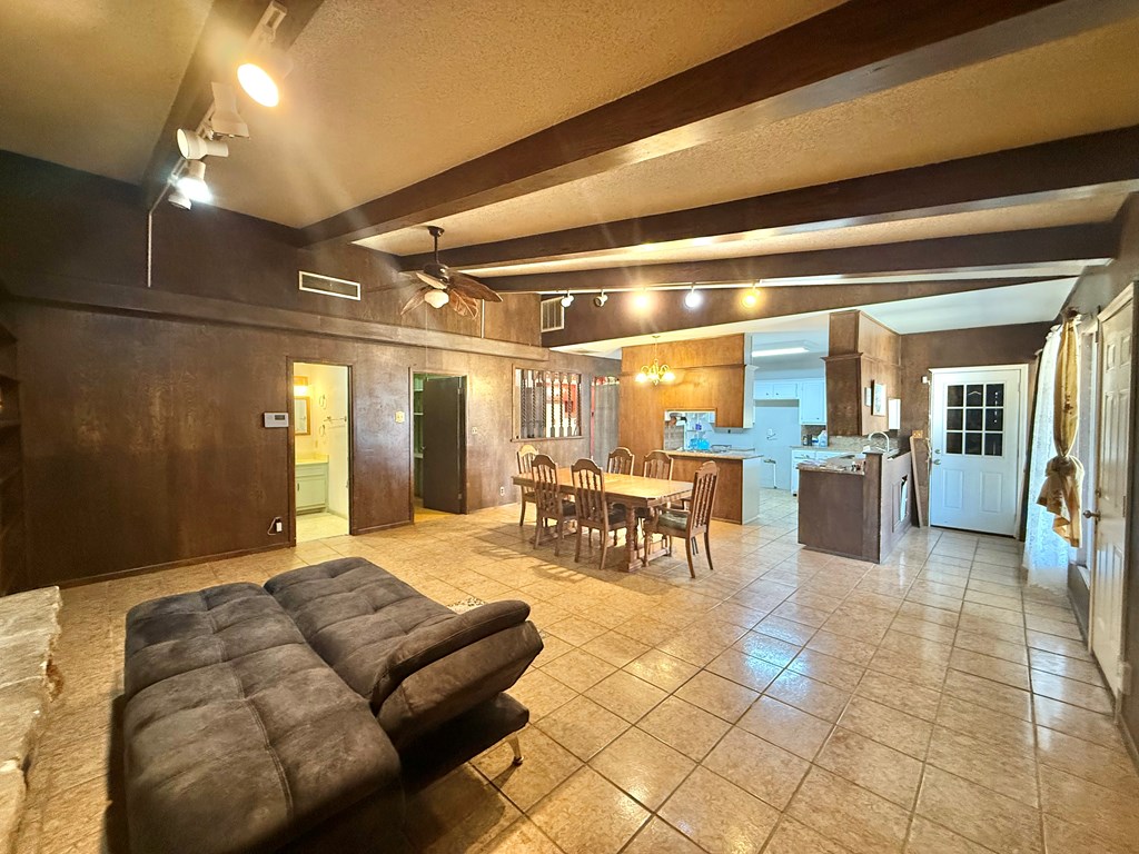 1220 E 52nd St, Odessa, Texas image 22