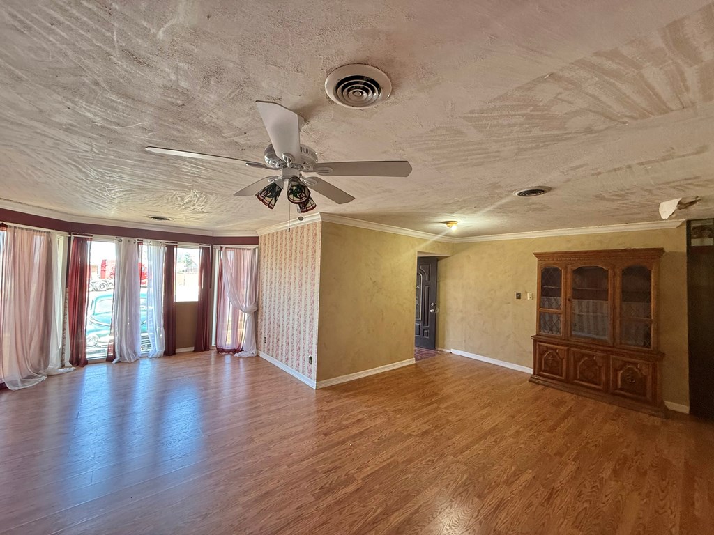 1220 E 52nd St, Odessa, Texas image 9