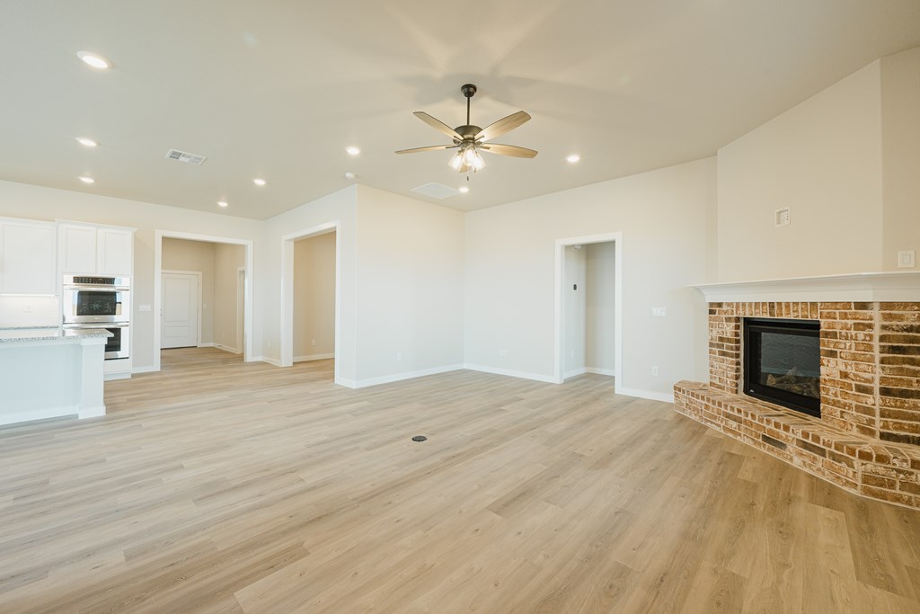 421 Farmstead Lane, Odessa, Texas image 3