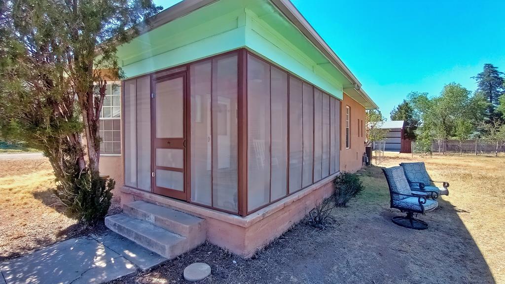 409 W Sul Ross Ave, Alpine, Texas image 1