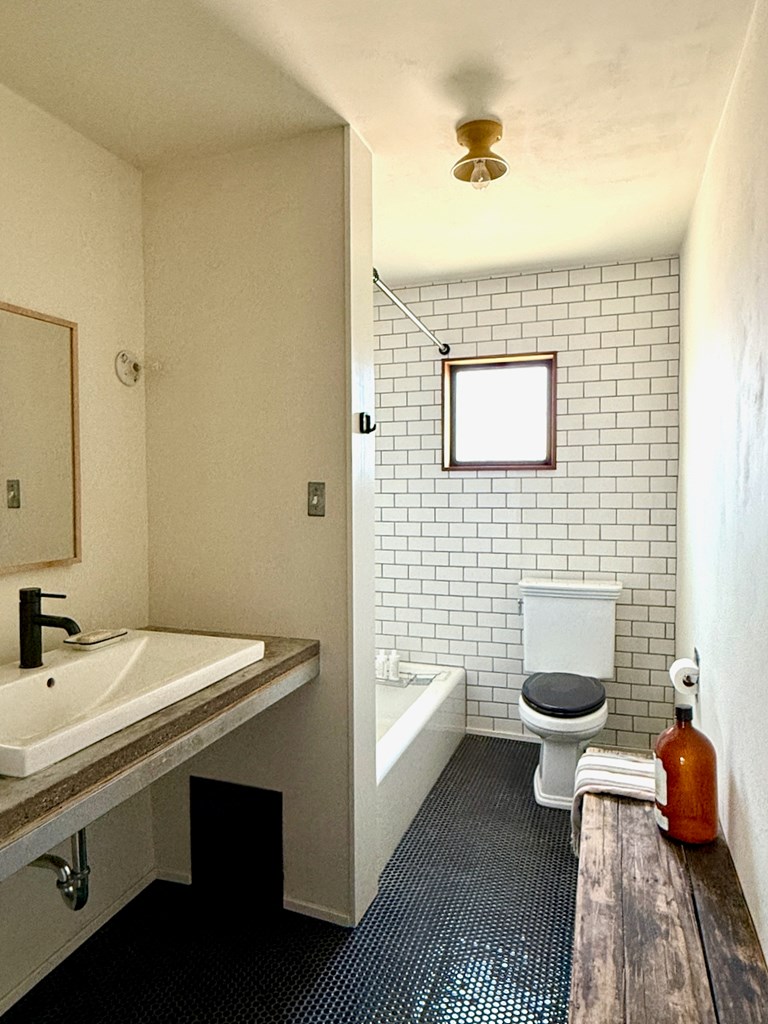 1109 E Murphy St, Marfa, Texas image 21