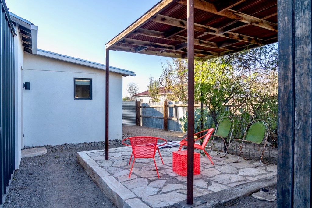 1109 E Murphy St, Marfa, Texas image 31
