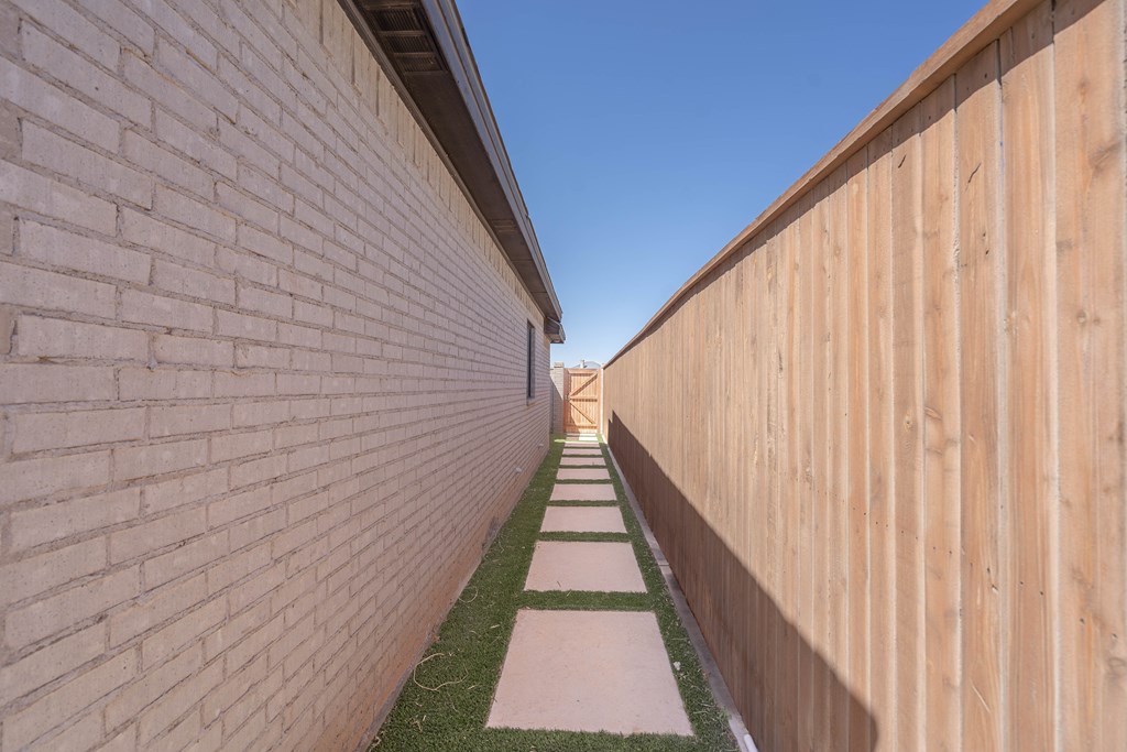 127 Rolling Winds Circle, Odessa, Texas image 36