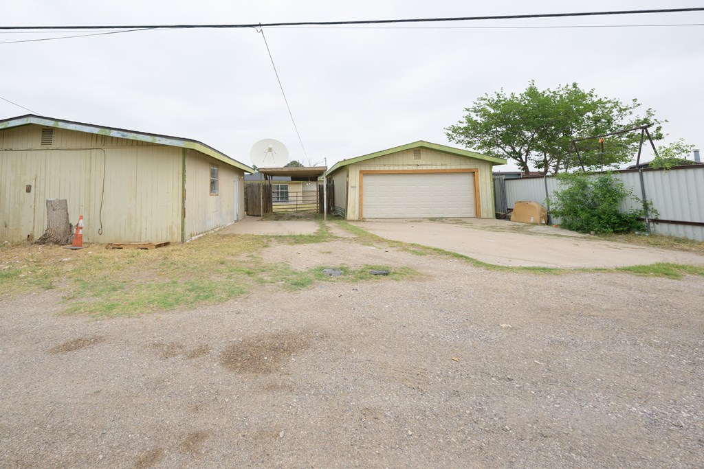 2907 Nabors Lane #A  B, Odessa, Texas image 15
