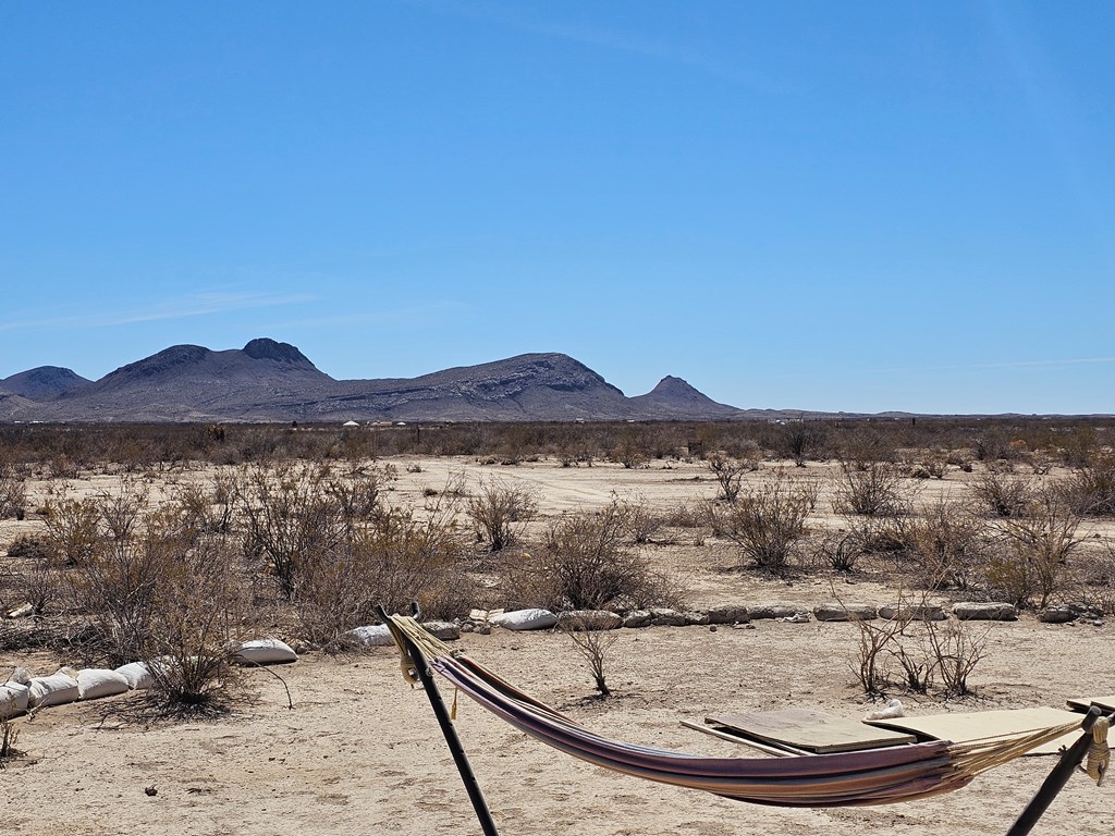 3002 E Este Road, Terlingua, Texas image 37
