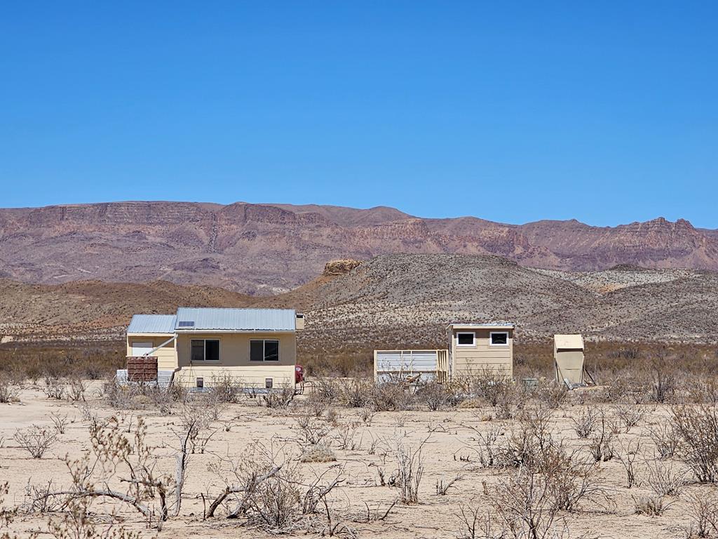 3002 E Este Road, Terlingua, Texas image 1