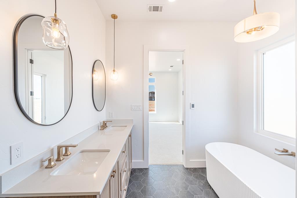 537 Private Road 101n, Seminole, Texas image 38